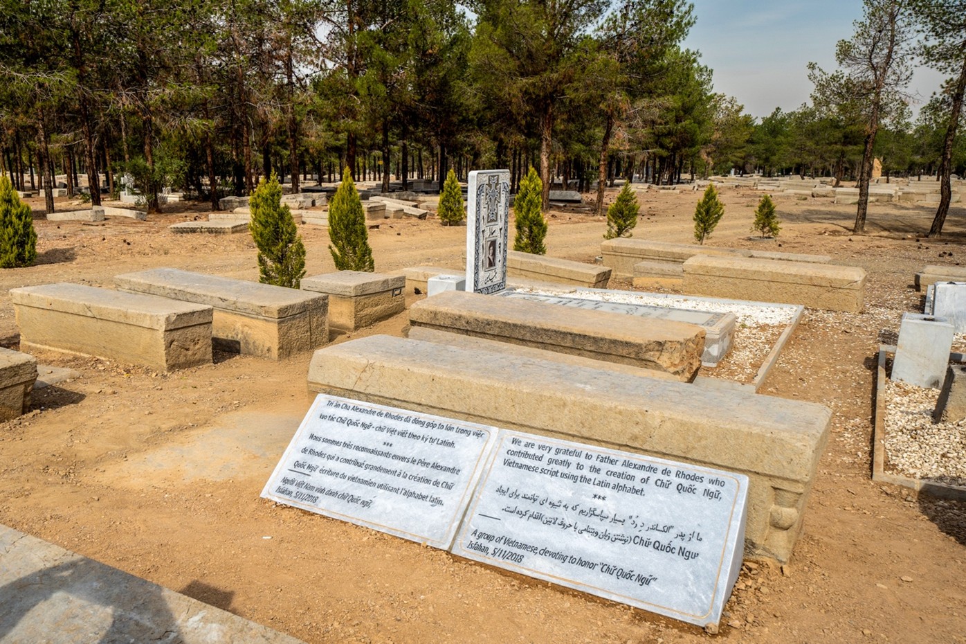 Đi tìm mộ phần Cha Alexandre de Rhodes ở xứ Vùng Vịnh Ba-Tư (Iran ngày nay)